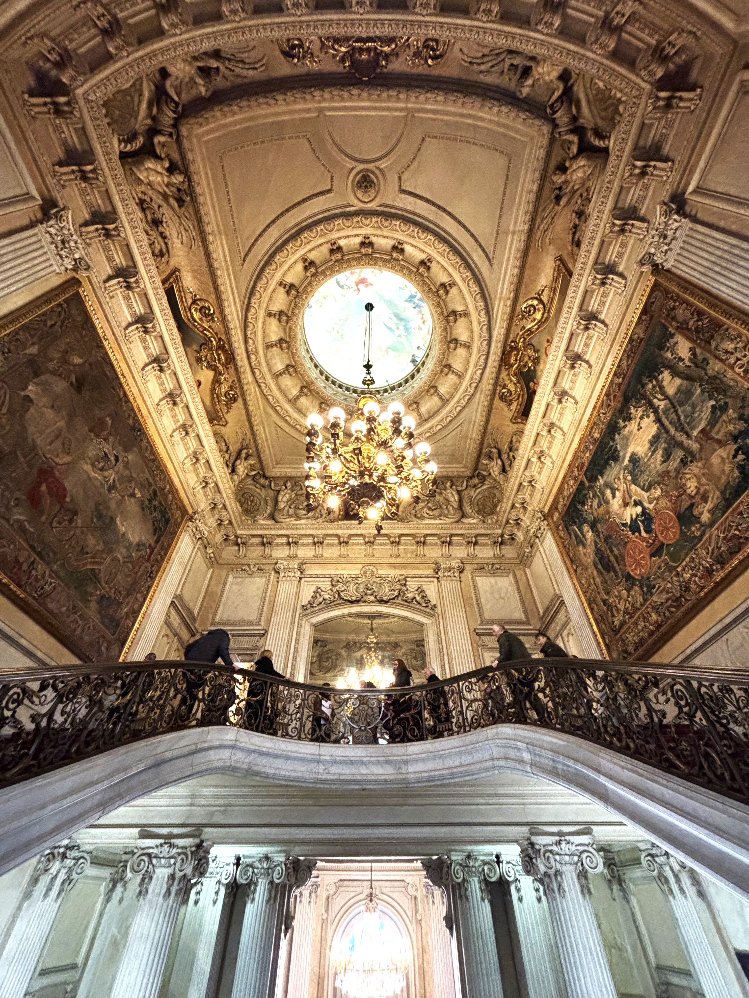 Vestibule van onderaan eretrap